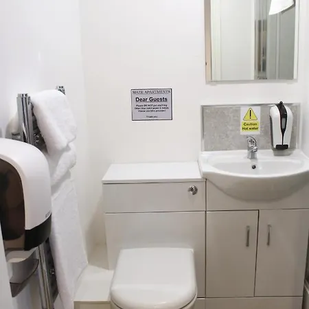 Maze Apartments And Rooms Free Parking Kingston upon Hull Exterior photo