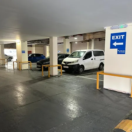 Maze Apartments And Rooms Free Parking Kingston upon Hull Exterior photo